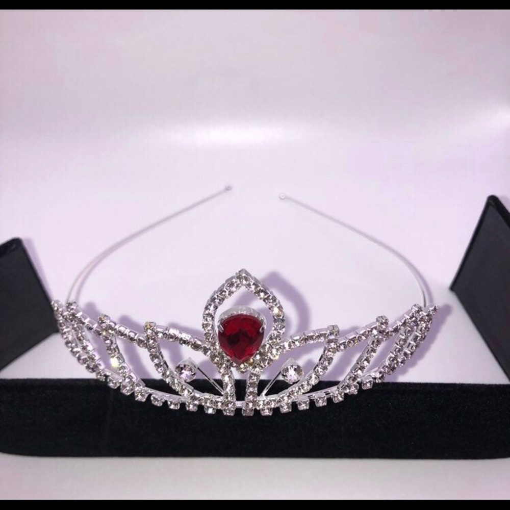 Princess Tiara - Picture 6 of 7